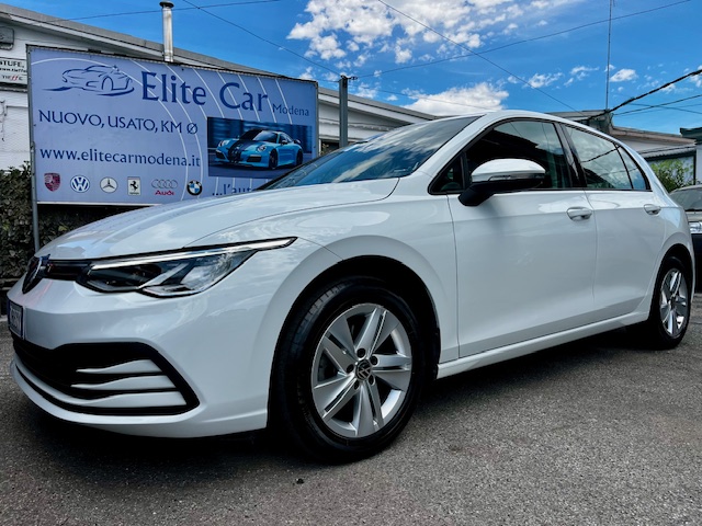 Volkswagen Golf VIII 1.0 tsi evo Life 110cv “FULL LED/NAVI/TELEKAMERA/PDC
