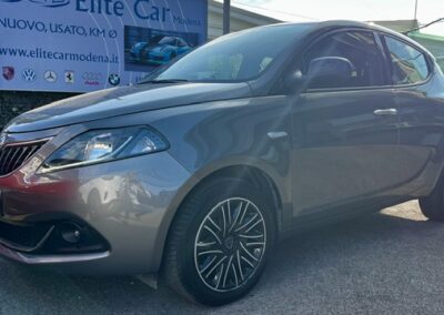 Lancia Ypsilon 1.2 Gold Gpl 69cv &ldquo;IDONEA X NEOPATENTATI